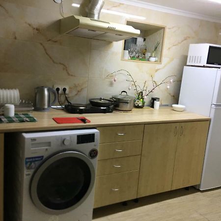 Hotel Rafinad Lviv Extérieur photo