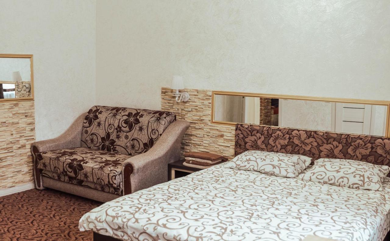 Hotel Rafinad Lviv Extérieur photo