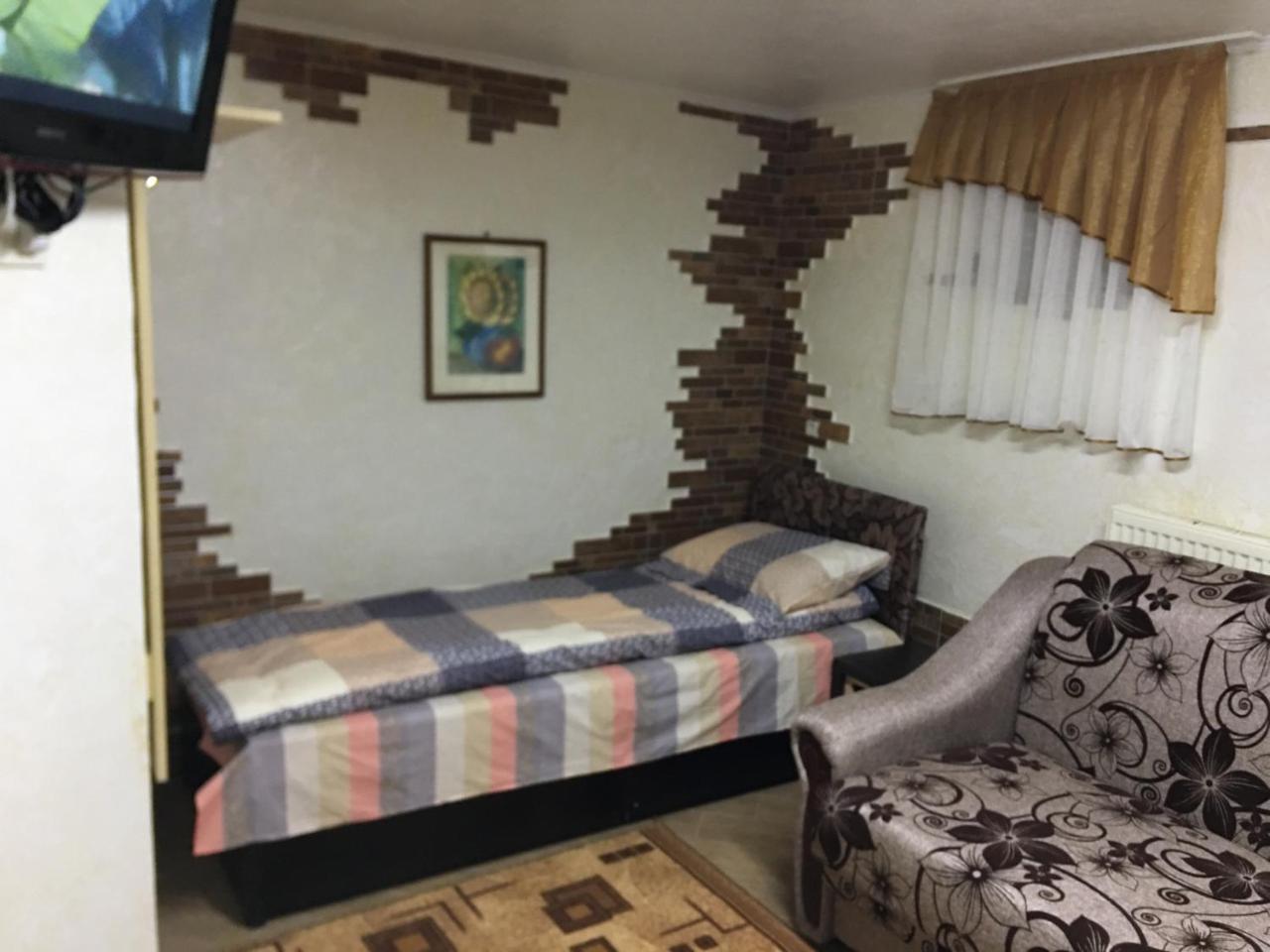 Hotel Rafinad Lviv Extérieur photo